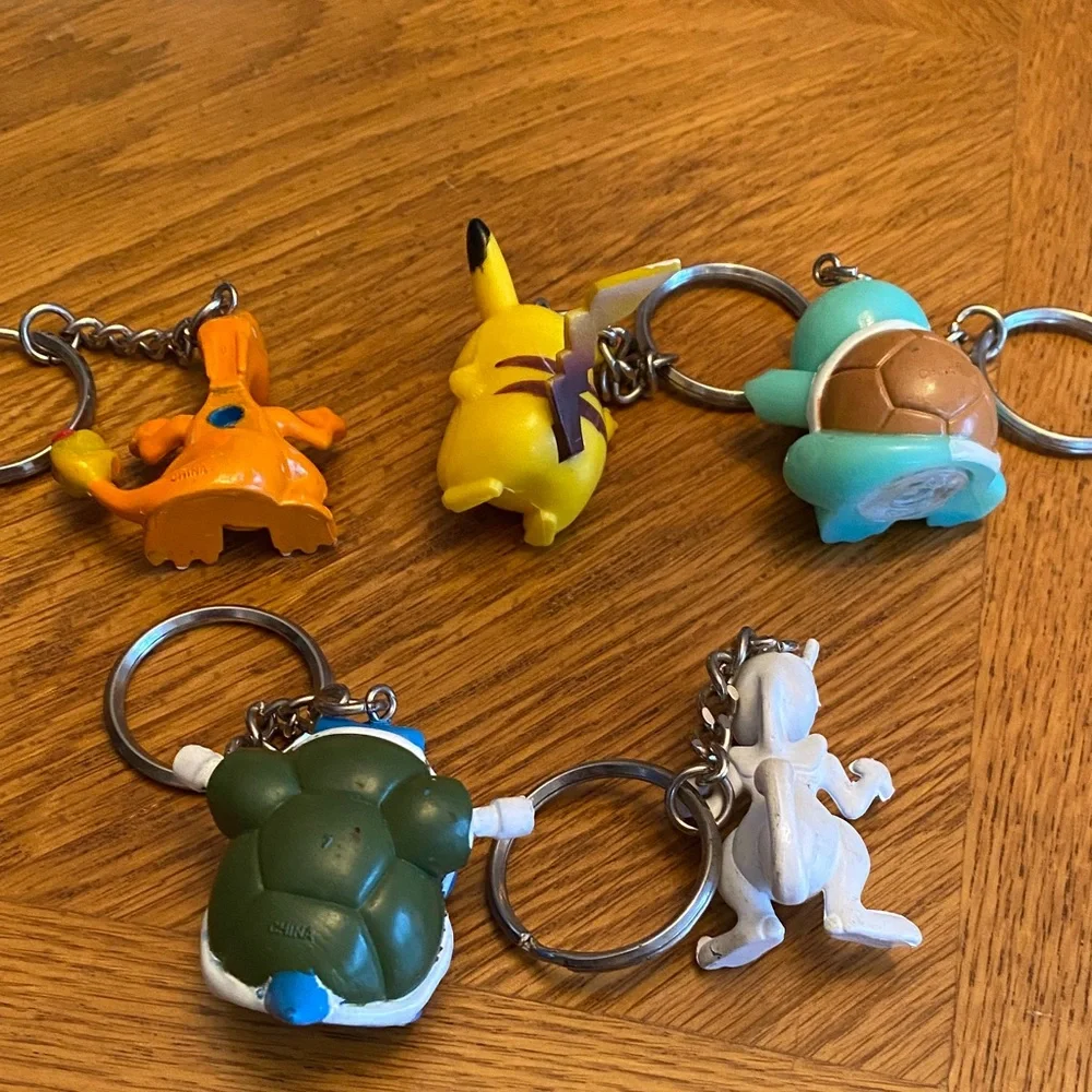 Pokemon Keychain Set - Picture 2 of 10